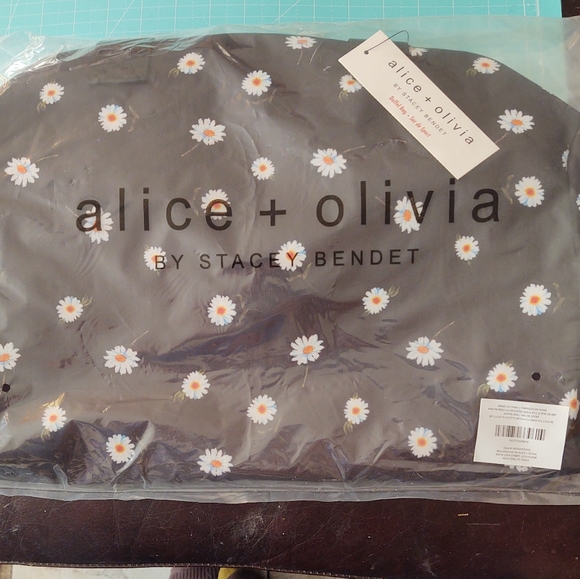 Alice + Olivia duffle bag and bucket hat